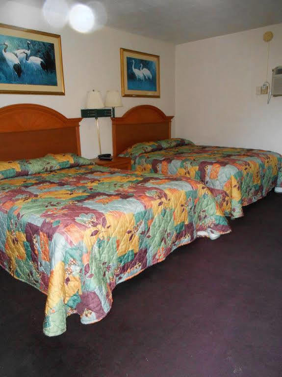 דייטונה ביץ' Travel Inn Daytona מראה חיצוני תמונה